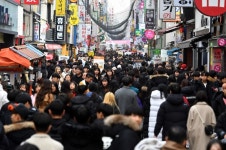 성탄절 거리 인산인해