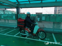 [당신을 응원합니다] 오늘도 달립니다... 우편물 하루 1천통·택배 50개... 전상천 군포우체국 집배주임