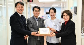 [e하남소식] 부족한 혈액 수급 도움 市, 헌혈자 지원 지역화폐 하머니카드 전달