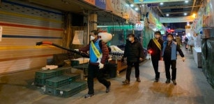 [e광명소식] 코로나19 예방 위해…광명6동, 코로나19 예방 새마을시장 특별 야간 방역 실시