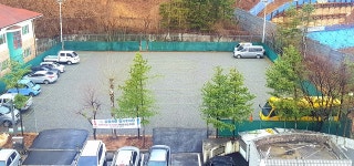 [e구리소식] 부족한 주차공간 확보… 구리시, 청사 내 실외테니스장에 임시주차장 조성