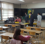 김송미 안성교육장, 온라인개학 비룡초교 방문