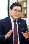[인터뷰] 김국환 인천시의회 예결위원장 투명·합리 의정… 시민 가치 반영