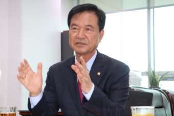[인터뷰] 최춘식 신임 경기도당위원장 