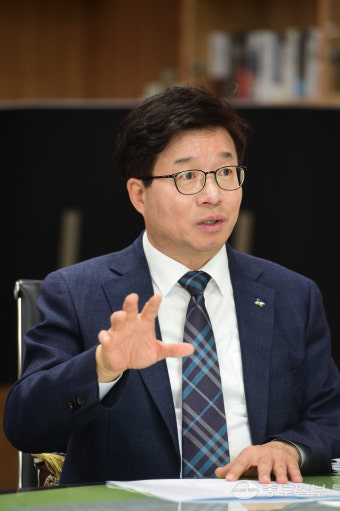 [인터뷰] 염태영 더불어민주당 최고위원 후보 