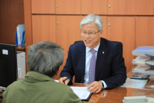 이민우 경기신보 이사장 산업포장 수상… 중소기업·소상공인 위해 더 최선의 노력