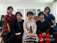 [사람in] 안산중앙 주공8단지 여성 동대표 5인방 30년 넘은 아파트, 주차장 증설·환경정화 시급