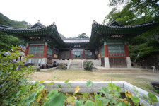 [경기도의 아름다운 사찰] 인도승려 마라가미의 향기... 조선시대 왕실원당 가평 현등사