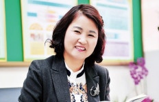 [학교탐방 인터뷰] 고경자 신지초 교장 단 한명 소외없이 행복한 학교생활 할 수 있게 아낌없이 지원