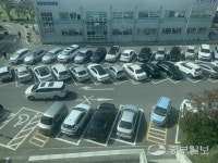 기껏 들어왔는데 만차...인천 미추홀구청 주차공간 부족에 주민 원성