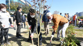 [e오산소식] 자연으로 돌아가자… 오산시, 오산천 작은정원 조성 프로젝트 진행