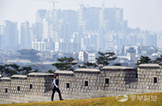 [중부포토] 회색도시로 변한 수원도심