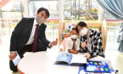 [e하남소식] 마을공동체 거점으로 자리잡을 수 있도록…하남시미사도서관, 라운딩 행사 개최