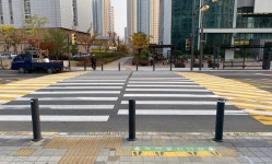[e하남소식] 교통안전사고 예방해요…하남시, 초등학교 앞 횡단보도 싸인블록 시범 설치