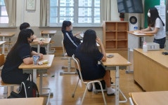 [학교탐방] 안양서중, 1학년 돕는 3학년… 코로나 학력격차 공감 멘토링으로 극복
