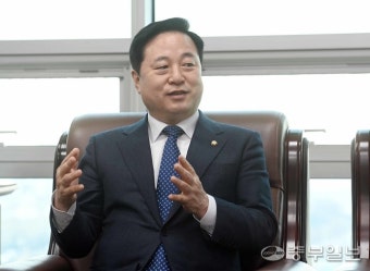 김두관 민주당 의원 