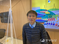 [사람in] 김시욱 관광통역안내원 어떤 외국인이 와도 모국어로 안내할 수 있죠