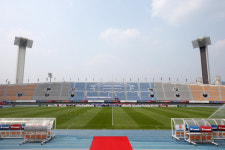 수원FC, 수원종합운동장 잔디 상태 불량...홈 개막 경기 연기요청