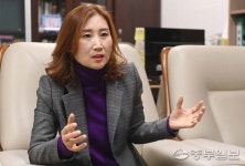 [와이드 인터뷰] 임선영 효송의료재단 이사장 모두가 행복한 서안산노인전문병원 만들어야죠