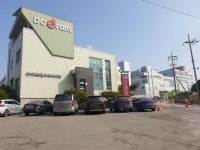 [종합] 안성 도드람 도축장서 52명 집단감염…밀접접촉 등 추가 확진 잇따라