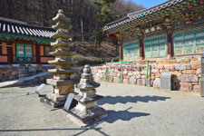 [경기도의 아름다운 사찰] 천덕산 품 안에 숨겨진 작은 사찰 안성 청원사 마음 안겨볼까