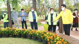 市 랜드마크 될 수 있도록…안승남 구리시장, 장자호수생태공원 3차 확장부지 장애인 편의시설 점검