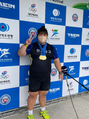 '포스트 장미란' 박혜정, 전국체전 역도 최중량급 한국신기록·주니어신 경신
