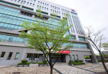 코로나 비웃는 위험한 우정… 경인우정청노조 집단행사