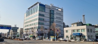 [로컬빅이슈] 낡고 비좁은 여주시청사… 15년간 첫삽 못 뜨고 있다