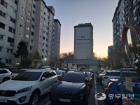 [현장24시] 금 가고 물 새도 재건축 언감생심… 속앓이하는 수원 조원벽산아파트 주민들