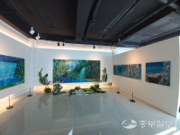 [리뷰] 지구와 인간의 공존을 말하다… 남양주 한강뮤지엄 THE TIRST VISITOR