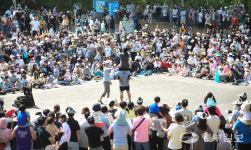 2년만에 열린 수원연극축제