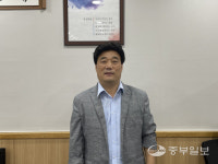 [즐거운 우리 학교] 김재환 옥길버들초 교장 학생들이 보다 많은 경험 통해 성장하도록 적극 지원하겠다