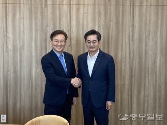 김동연 경기지사에 노크하는 '비명계 인사들'
