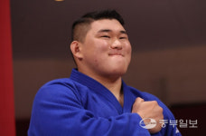 [전국체전 영광의 얼굴] 유도 100kg이상급 금메달 용인대 김민종