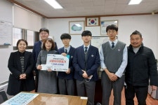 안양 신성고 학생들, 사랑의 이웃돕기 성금으로 나눔 동참…이웃사랑 실천할 수 있어 기쁩니다