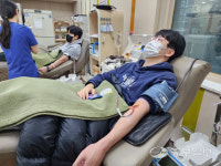 피 마르는 道혈액원… 재고량 이틀치 남았다
