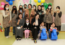 신계용 과천시장, 지정타 신규 시립 보육시설 푸른숲어린이집 방문