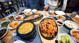 [우리동네 맛시장] 영화 보고 밥 먹고 디저트 즐기는 포천 운천전통시장… 호시절 되찾을 겁니다