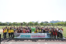 건강하게 함께 걸어요…수원2049시민연구소, 대부둑공원서 권선유행 실시