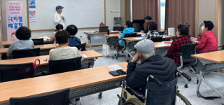 양주시옥정종합사회복지관, 60세 이상 주민 디지털 배움터 운영
