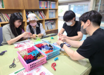 한국수자원공사 한강수도지원센터, 지역 장애인과 열쇠고리 제작 행사 진행