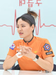 [사람in] 김현아 화성소방서 119구급대 2팀 팀장 넷플릭스 사이렌 출연…결승점에 환자 있다 생각하며 달렸죠