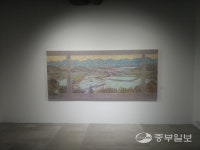 거기, 오롯이 생명이 실재한다…해움미술관 10주년 기념전 경향교점-山.木.人.海