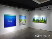 거기, 오롯이 생명이 실재한다…해움미술관 10주년 기념전 경향교점-山.木.人.海