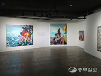 거기, 오롯이 생명이 실재한다…해움미술관 10주년 기념전 경향교점-山.木.人.海