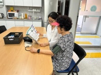 인천 동구, AI·IoT 기반 어르신 건강 관리 사업 추진…자가 건강 관리 역량 향상 기대