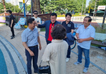 최돈익 국민의힘 안양만안당협위원장, 안양 6동 푸르미어린이공원 물놀이터 현장 점검 진행