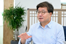 [취임 1년] 염태영 경제부지사 