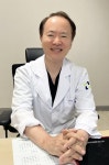 [사람in] 강중구 산본제일병원 대표 원장 자연분만으로 감동과 행복 선사합니다